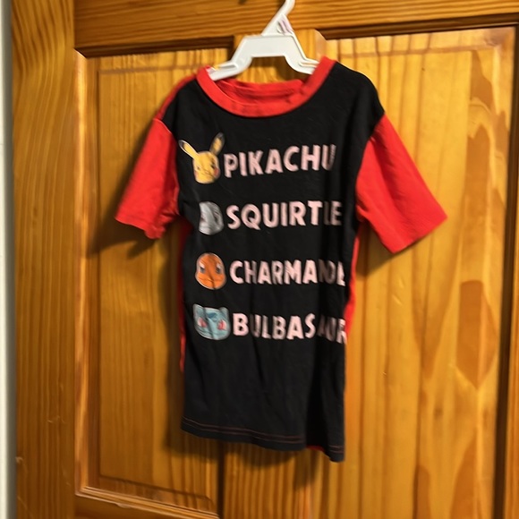 Boys size 8 Pokémon sleep set with short sleeve shirt, pants and shorts - Picture 2 of 12